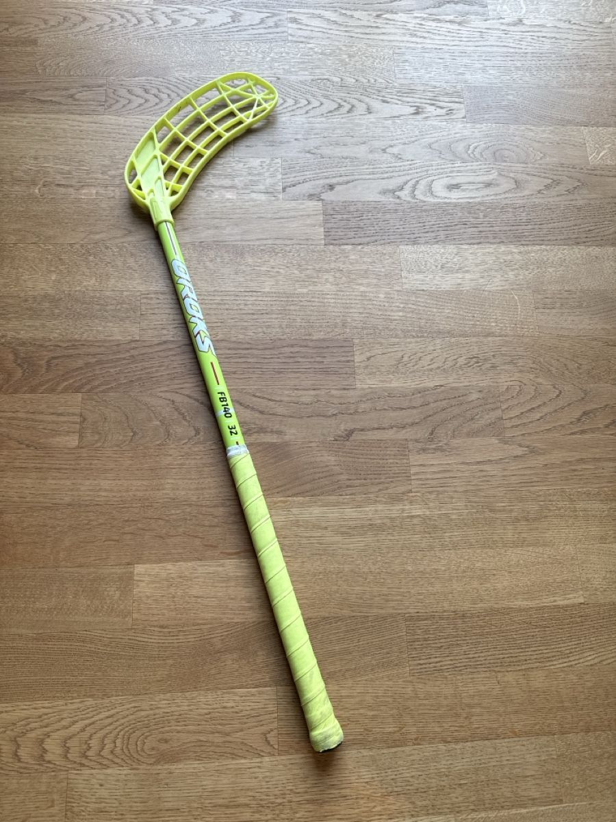 Unihockey: Unihockey Stock Exel FB140 – D'occasion à Zürich par rosarose