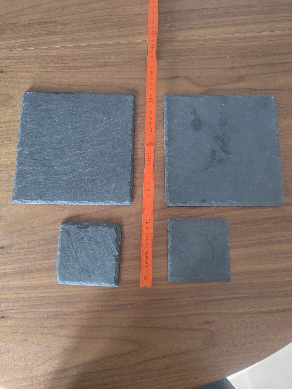 Alle Dekorationen: Servierplatten Set 4 Stück Naturstein – Gebraucht aus Zürich von alb_2d9f