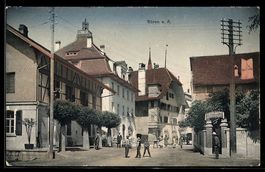 AK Büren a. A., Straßenpartie mit Passanten und Kegelbahn mi