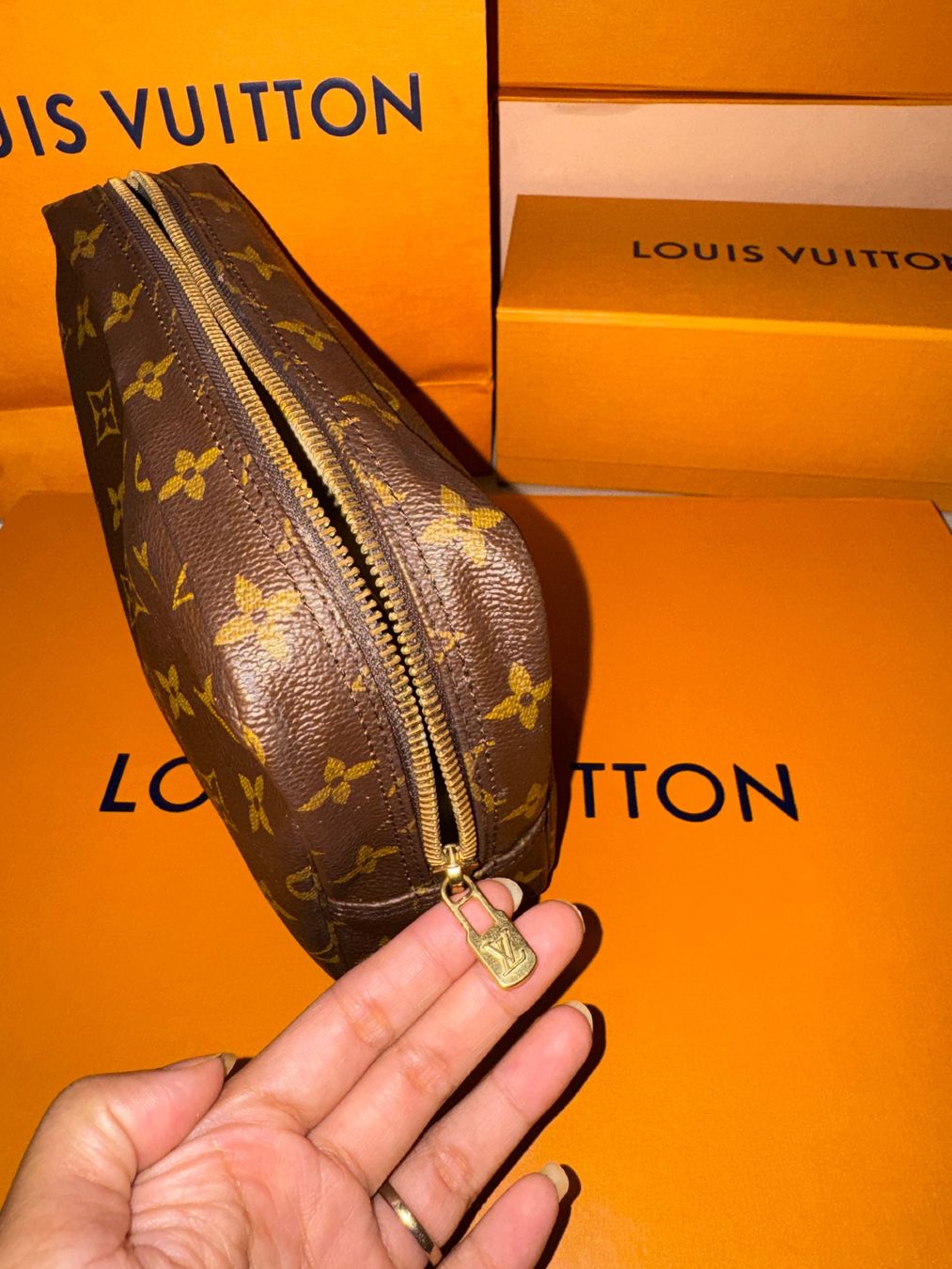 Louis Vuitton Sacs femmes: Louis Vuitton Necessaire PM – D'occasion à Widnau par Pukpan_99 4