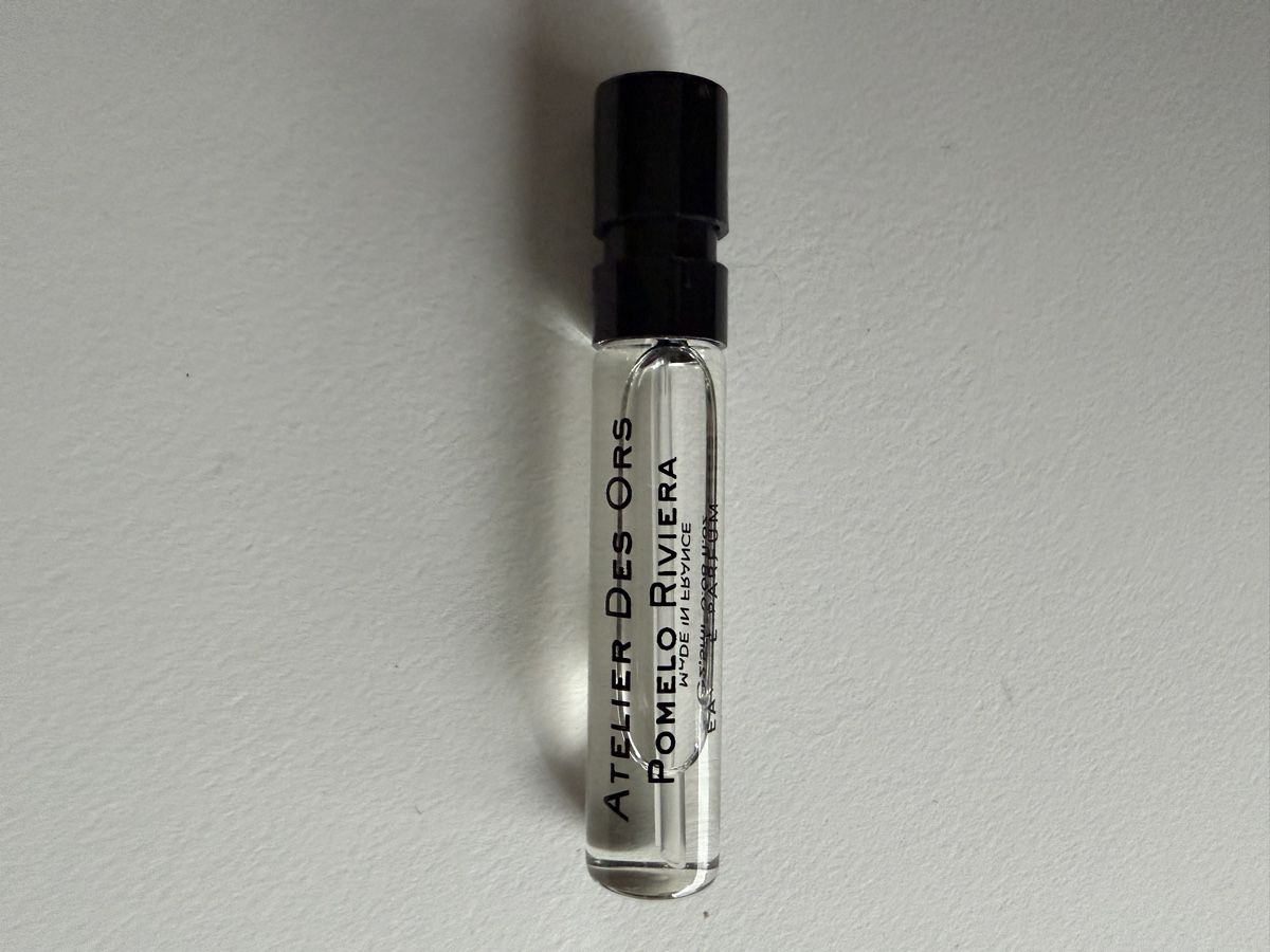 Profumi & Eau de Toilette: Atelier des Ors Pomelo Riviera Duftprobe 2ml – Nuovo (secondo la descrizione) da Meierskappel venduto da Philium 1