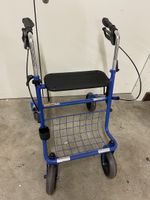Rollator  blau bis 120 kg guter Zustand