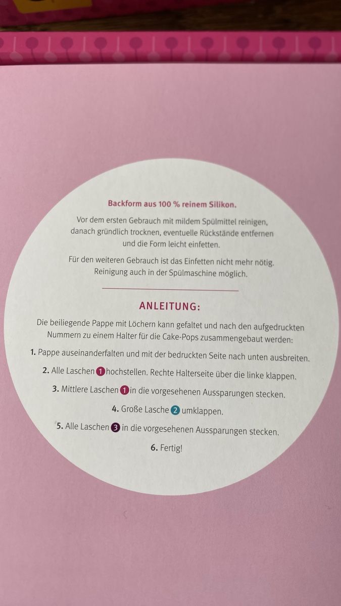 Teglie da forno: GU Cake Pop Set mit Backform Rezeptbuch Halterung Backen – Usato da Hochwald venduto da _biene_ 4