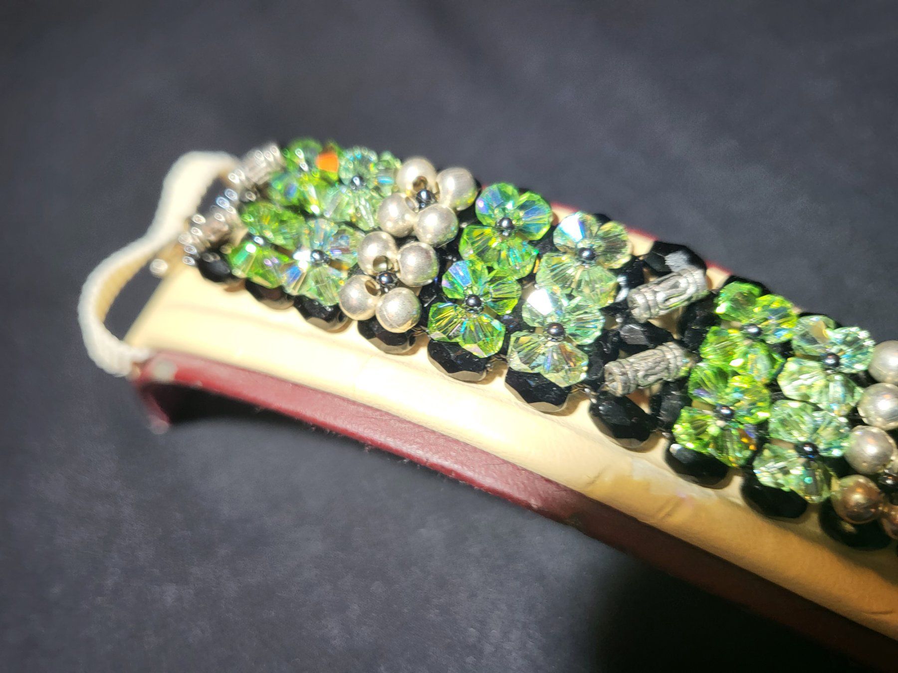 Bracciali & Braccialetti: Handgemachte armkette aus swarovski perlen – Nuovo (secondo la descrizione) da Dietikon venduto da Eleda 1