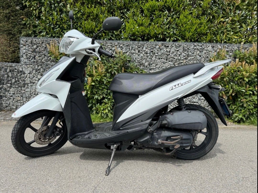Suzuki Scooters: Suzuki UK 110 Address – Defekt aus Bern von nodah