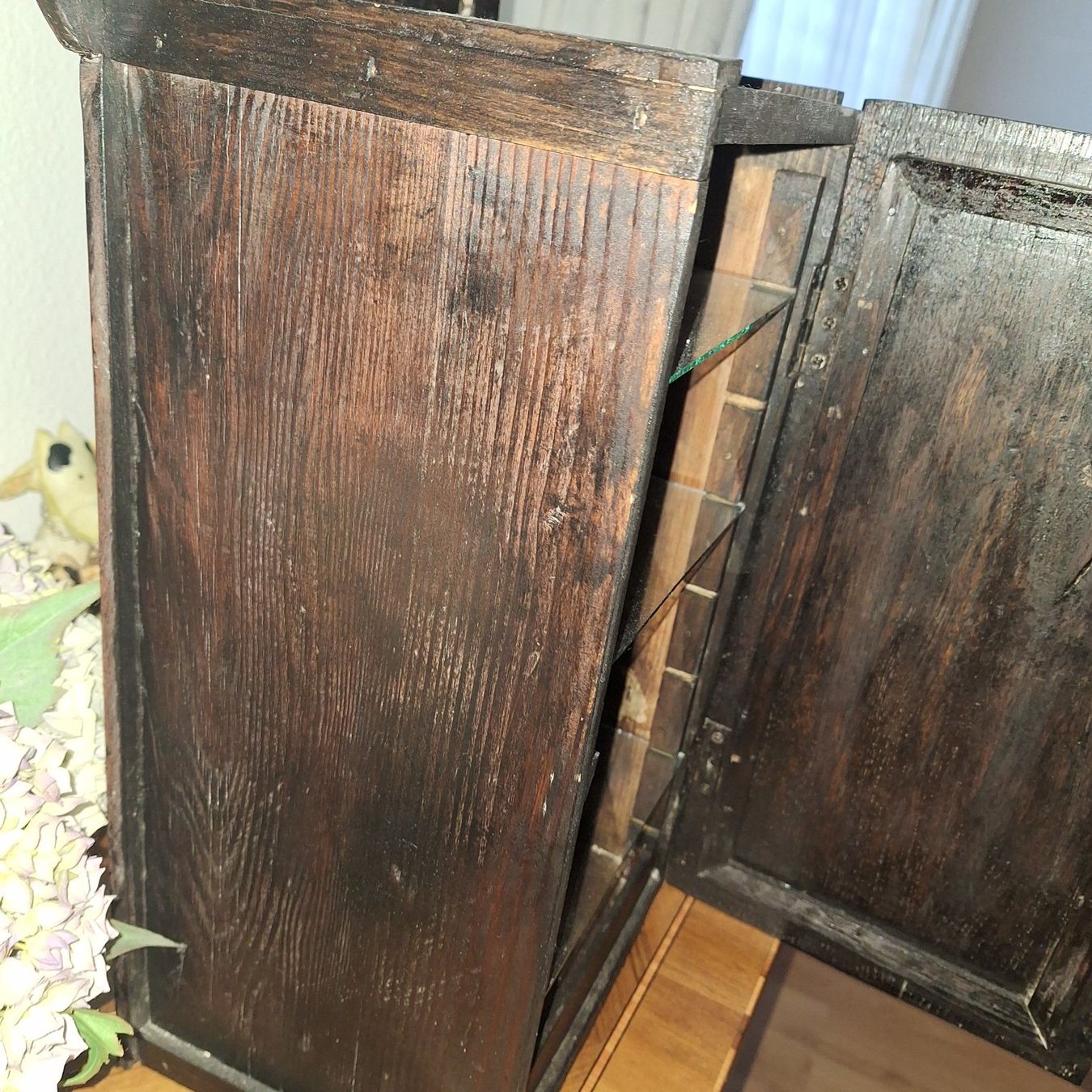 Armadi: KLEINER HÄNGESCHRANK HOLZ – Usato da spreitenbach venduto da lumbalplatte 8