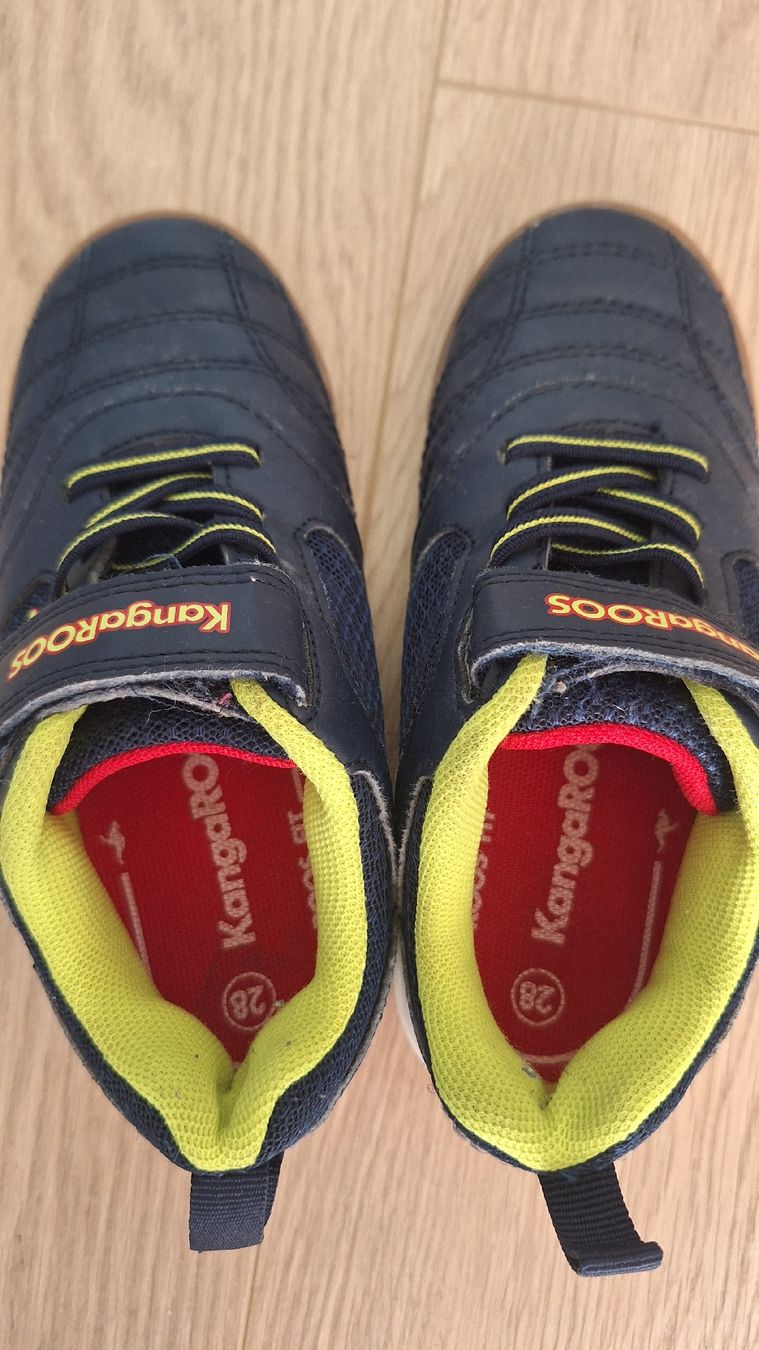 Scarpe per ragazzi: Kangaroos Hallenschuhe, Gr. 28 – Usato da Arni AG venduto da tadas0110 3