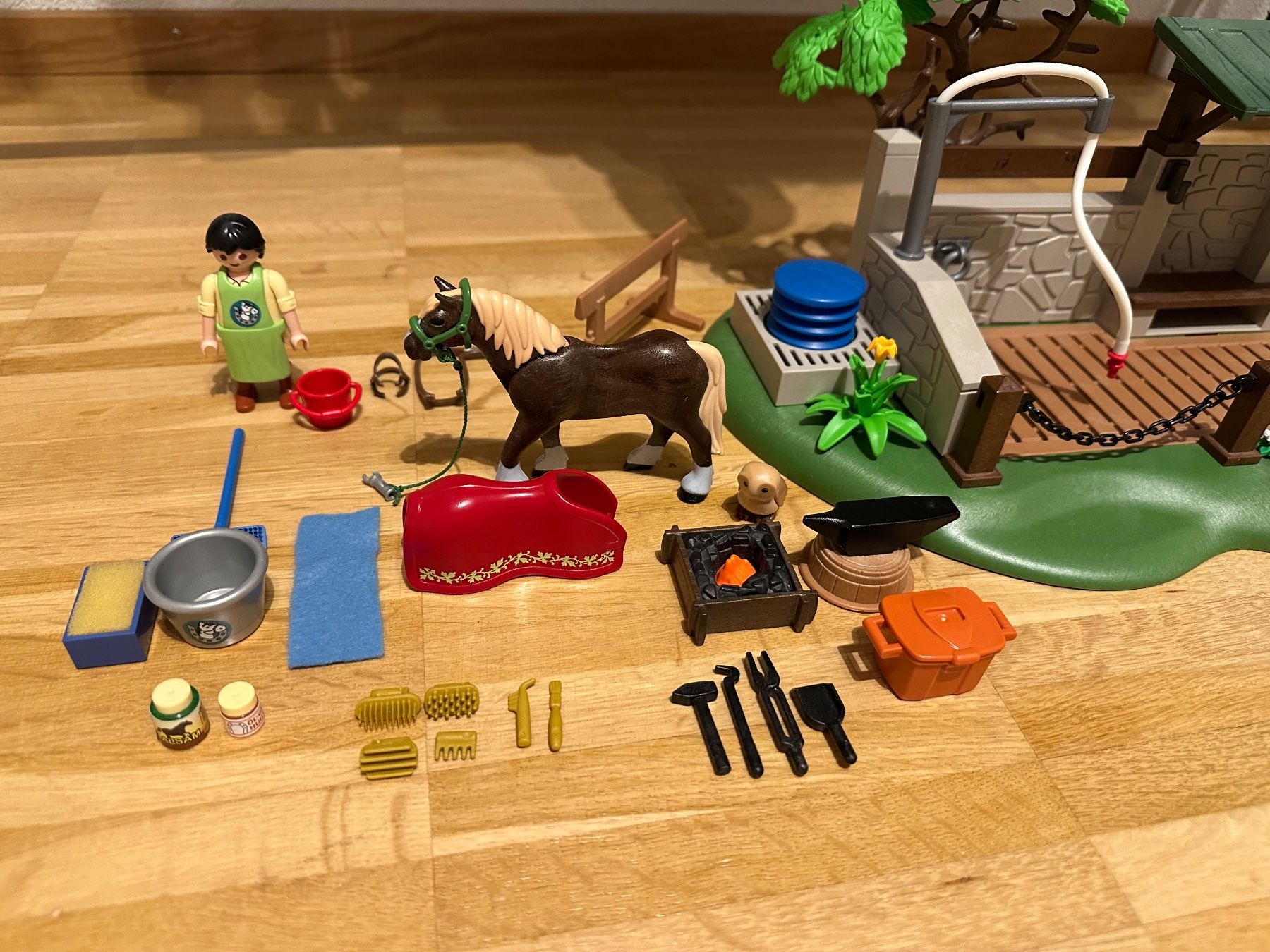 Playmobil Giocattoli: Playmobil Pferdepflegestation – Usato da Arch venduto da tam_ctz2 1
