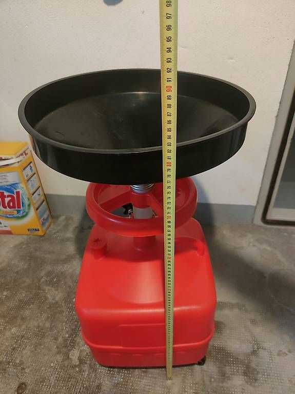 Autres accessoires p. véhicule: Récupérateur d'huile  – D'occasion à Monthey par Aspec85 4