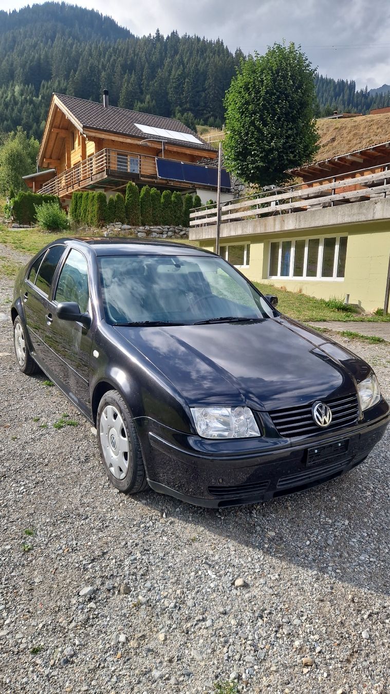 VW Autos: VW Bora 2.3 V5 4Motion – Gebraucht aus Segnas von pas_dv2f 1