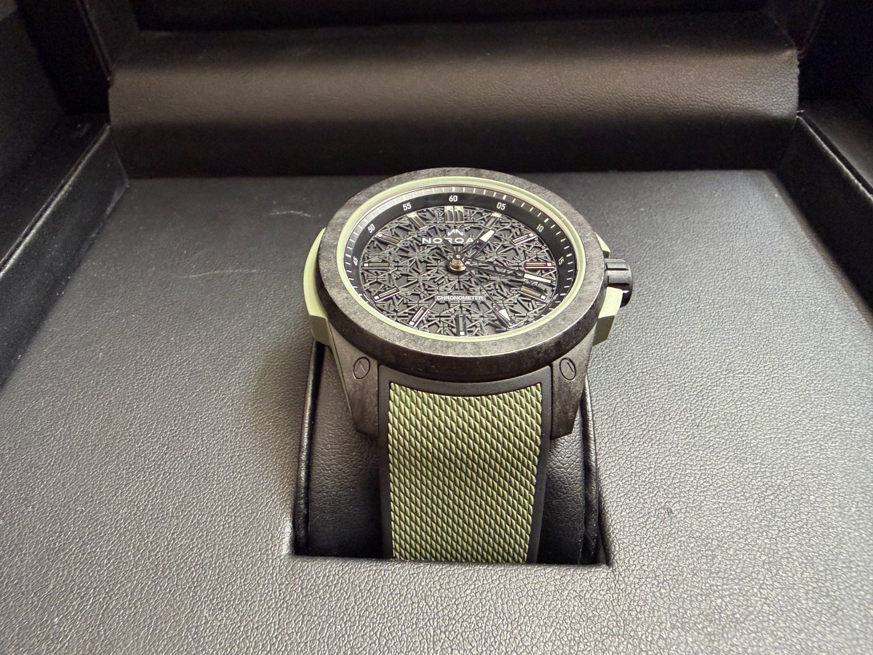 Norqain Uhren: NORQAIN Wild One 42mm Khaki Full Set – Gebraucht aus Rüfenacht BE von bouvii 2