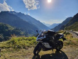 Kawasaki Ninja 1000SX 3800km wie neu mit Service neue Reifen