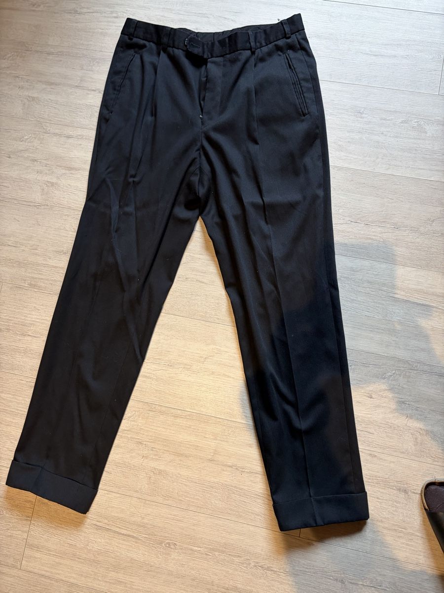 Pantaloni: Buntfaltenhose  – Usato da Grünenmatt venduto da Hexenzauber