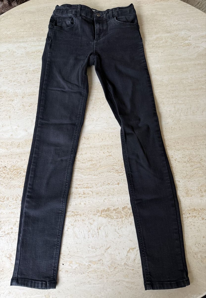 Liu Jo Jeans: 2 Jeans Rebel Queen by Liu Jo – Gebraucht aus Kreuzlingen von nik_d2fj 1