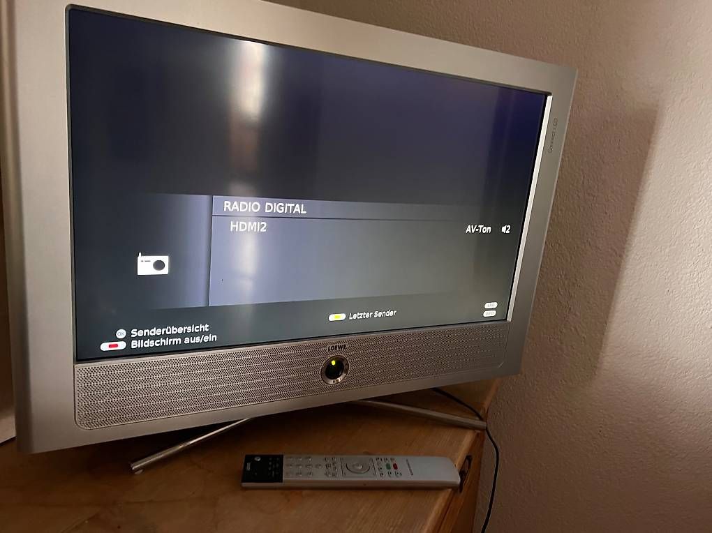 Fernseher: Fernseher LOEWE – Gebraucht aus Horgen von braids3 1