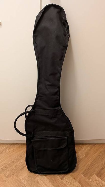 Guitare bass électrique Stagg (Gebraucht) in Apples für CHF 69 – nur ...