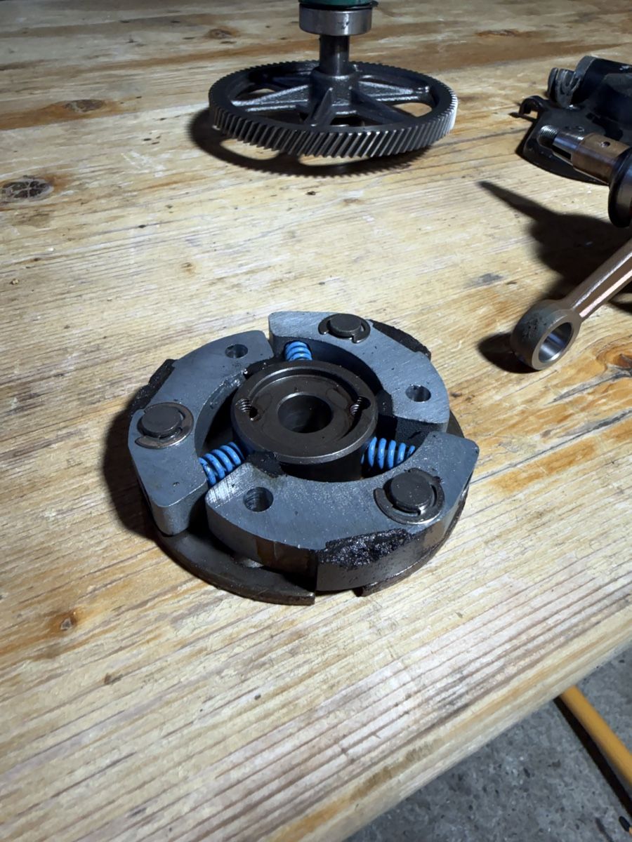 Puch Motoren: Puch E50 Teile ab 1fr – Defekt aus Untervaz von bassora 1
