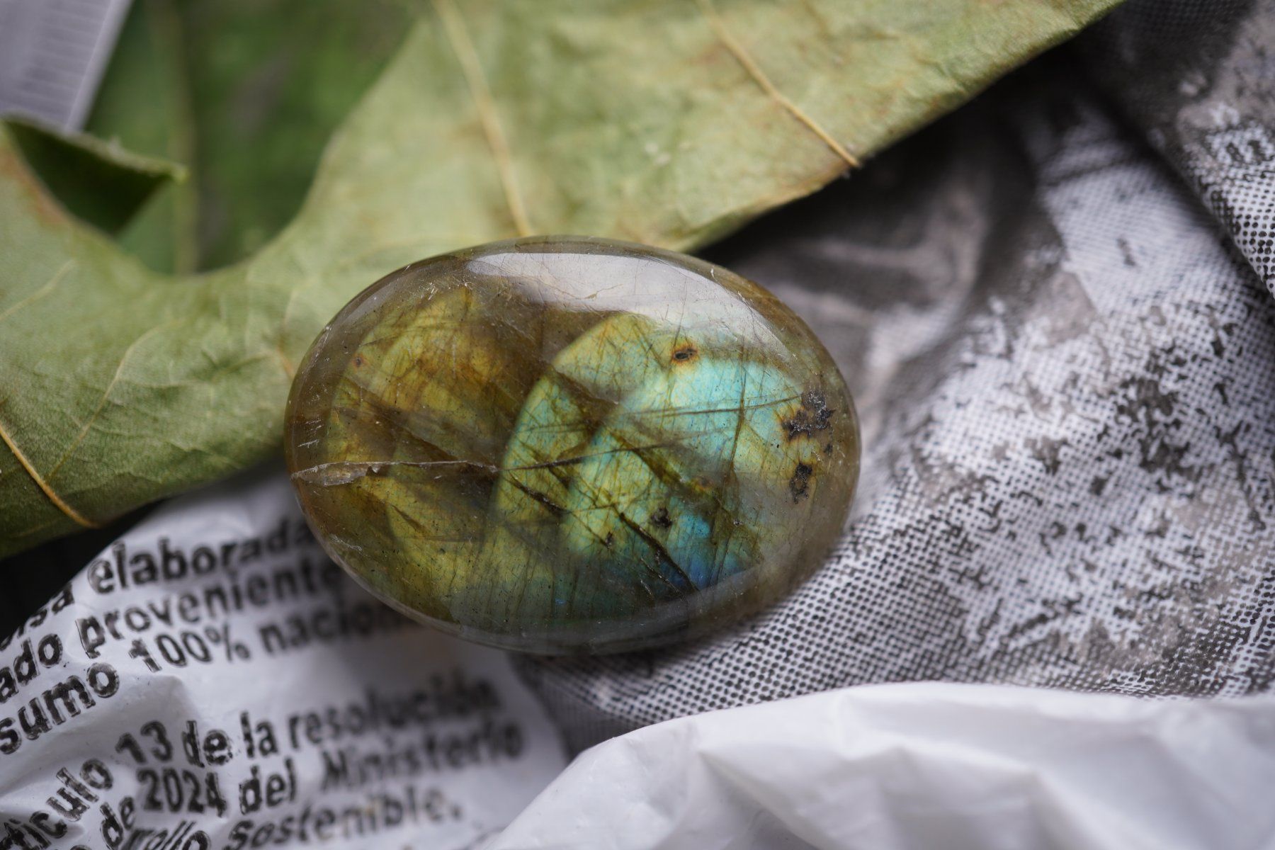 Minerali & Pietre curative: Labradorit Cabochon 30ct  ab 1.- – Nuovo e nell'imballaggio originale da Eschenbach SG venduto da topstone 1