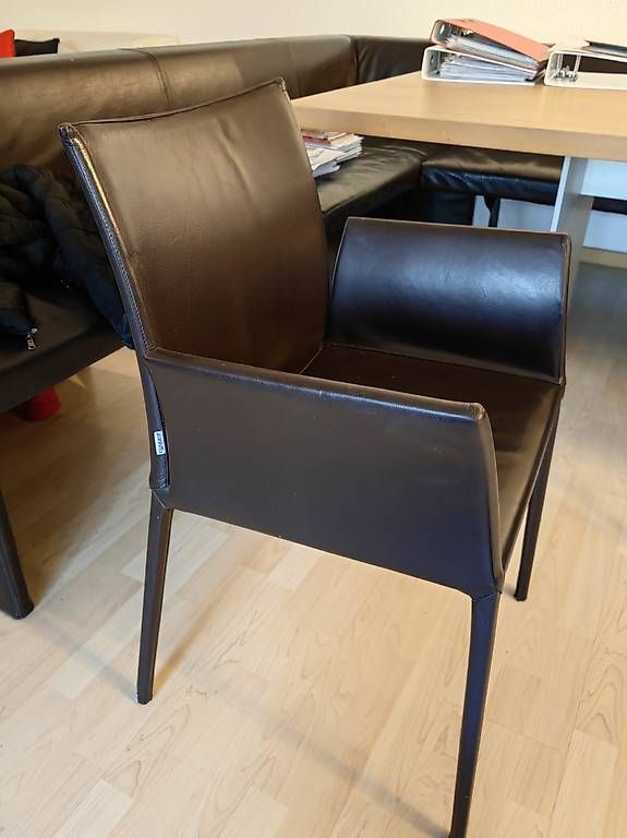 Chaises: Esstischstühle zanotta – D'occasion à Heerbrugg par Belinda26 3
