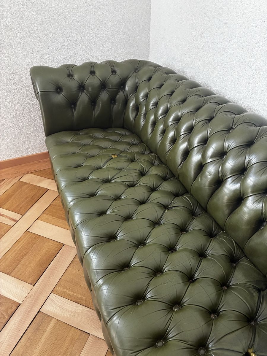 Chesterfield Divani: Canapé Chesterfield Cuir – Usato da Biel/Bienne venduto da ste_q882 1