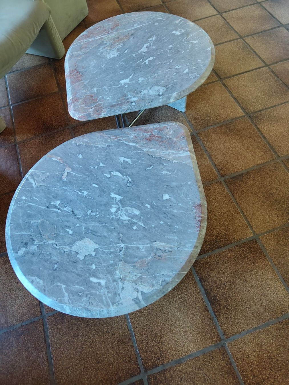 Tables: Salon Tisch – D'occasion à Beinwil am See par Msunneschin