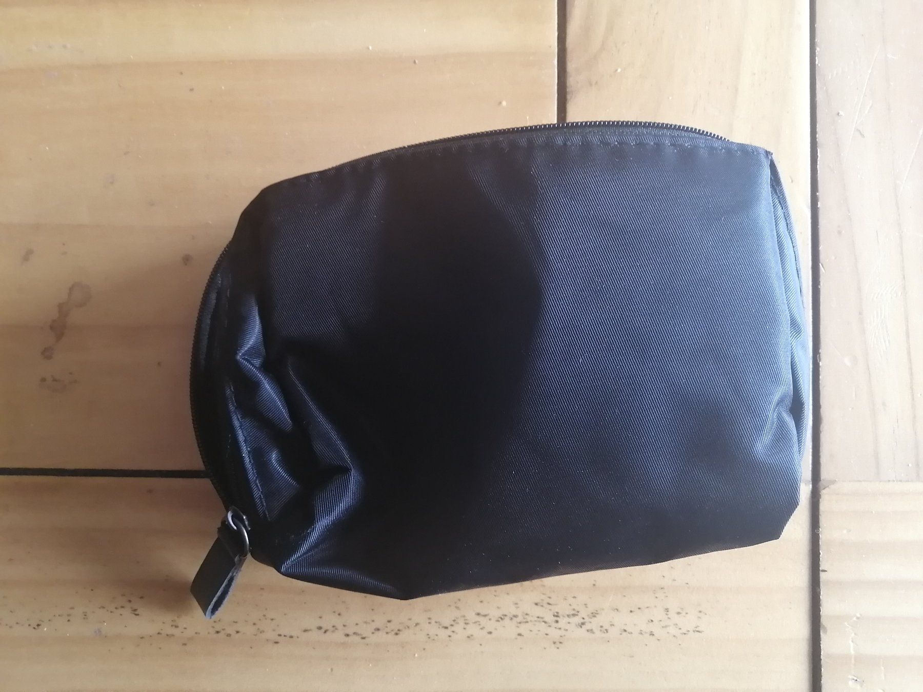 Custodie per cosmetici: Necessaire klein zum Reisen – Nuovo (secondo la descrizione) da Galgenen venduto da flexvertebra