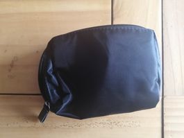 Necessaire klein zum Reisen