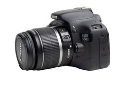 CANON 550D Kamera mit 18-55mm IS Zoom Objektiv