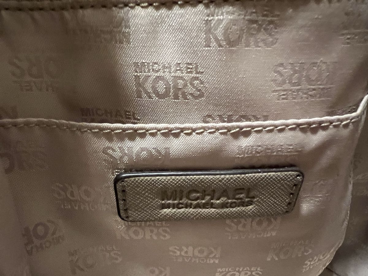 Sacs: Michael Kors Handtasche – D'occasion à Thalwil par and_nb7r 4