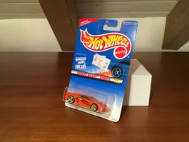 Jaguar XJ220 1/64 Hot Wheels Street Beast Series
