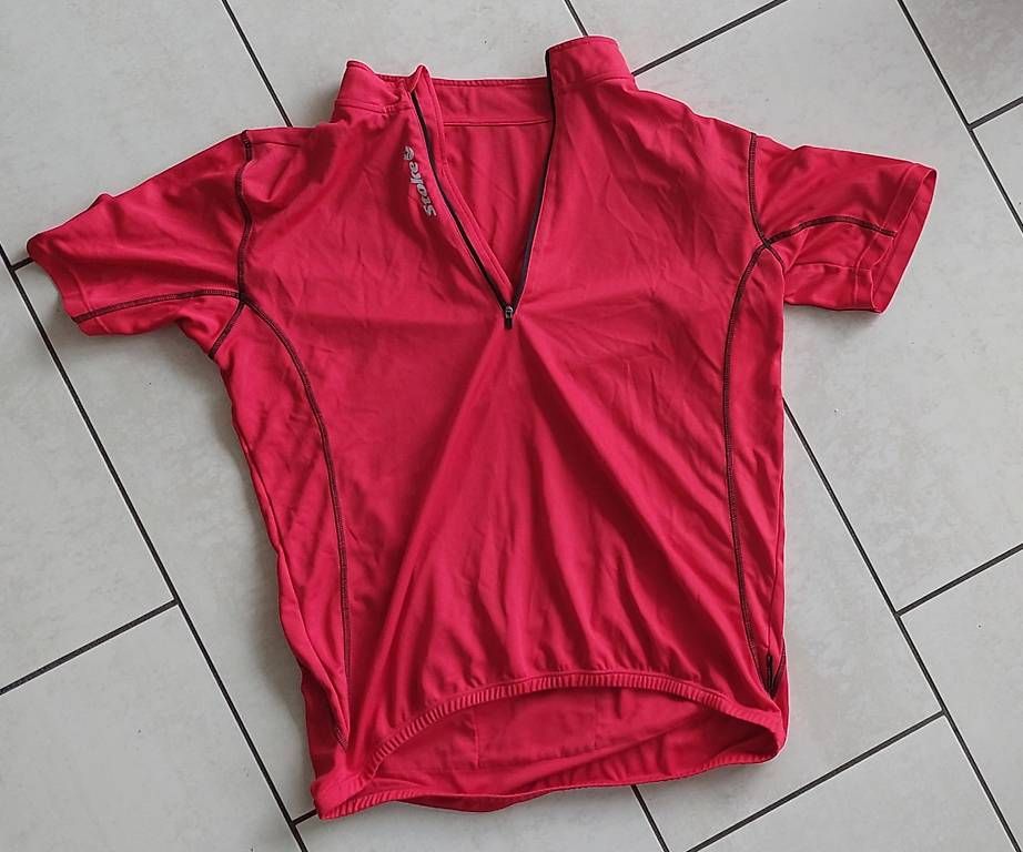 T-Shirts: Stoke Veloshirt (Gr XL) – Gebraucht aus Biel/Bienne von latarara