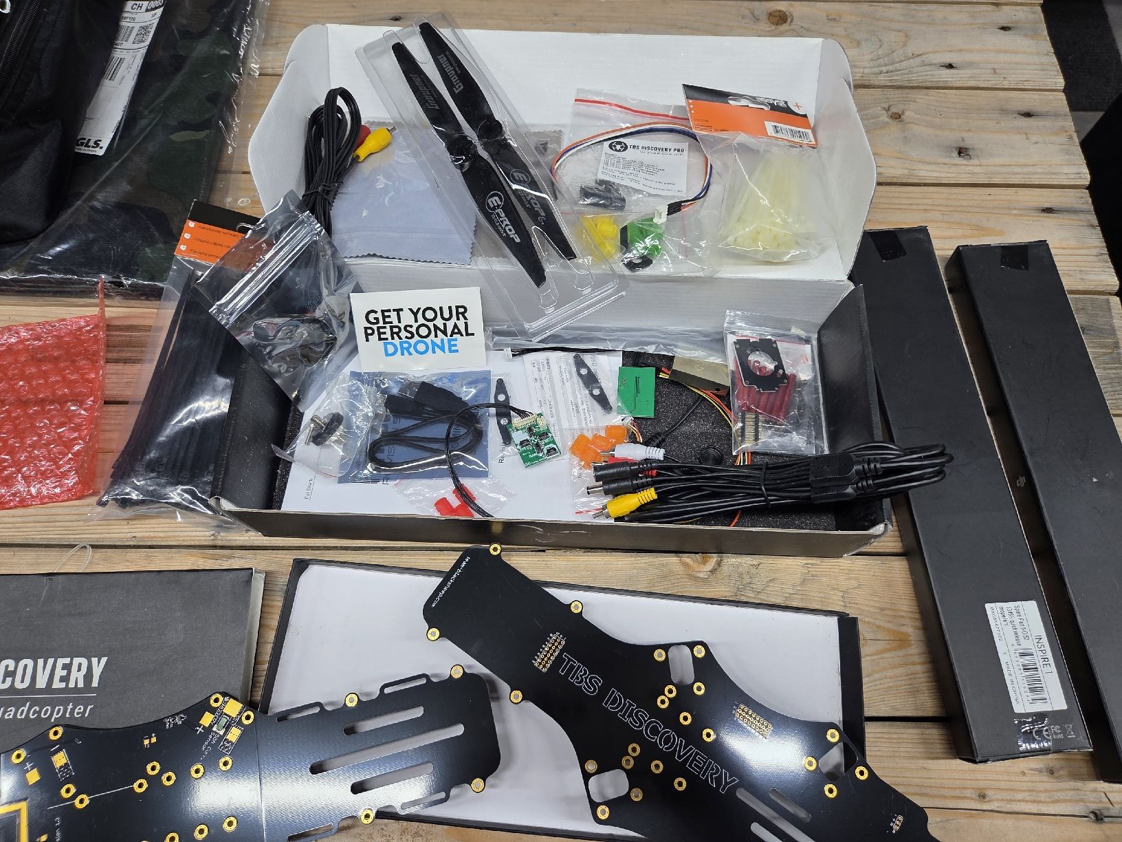 TBS Modellismo RC: TBS Discovery FPV Quadcopter Ersatzteile neu – Nuovo (secondo la descrizione) da Oberhasli venduto da General-Dealer