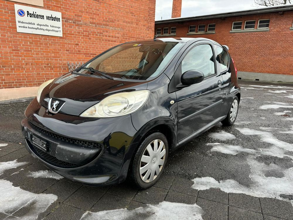 PEUGEOT 107 1.0 Trendy