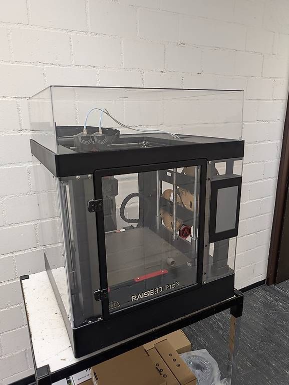 Stampanti 3D: Raised3D Pro3 Dual Extruder 3D Drucker – Usato da Mönchaltorf venduto da ronskis