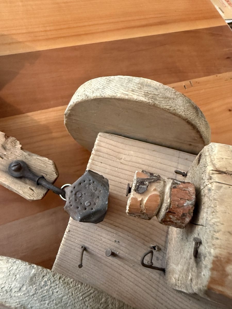 Spielzeuge: Handgemachter Holztraktor mit Anhängern  – Gebraucht aus Frick von nannali98 5