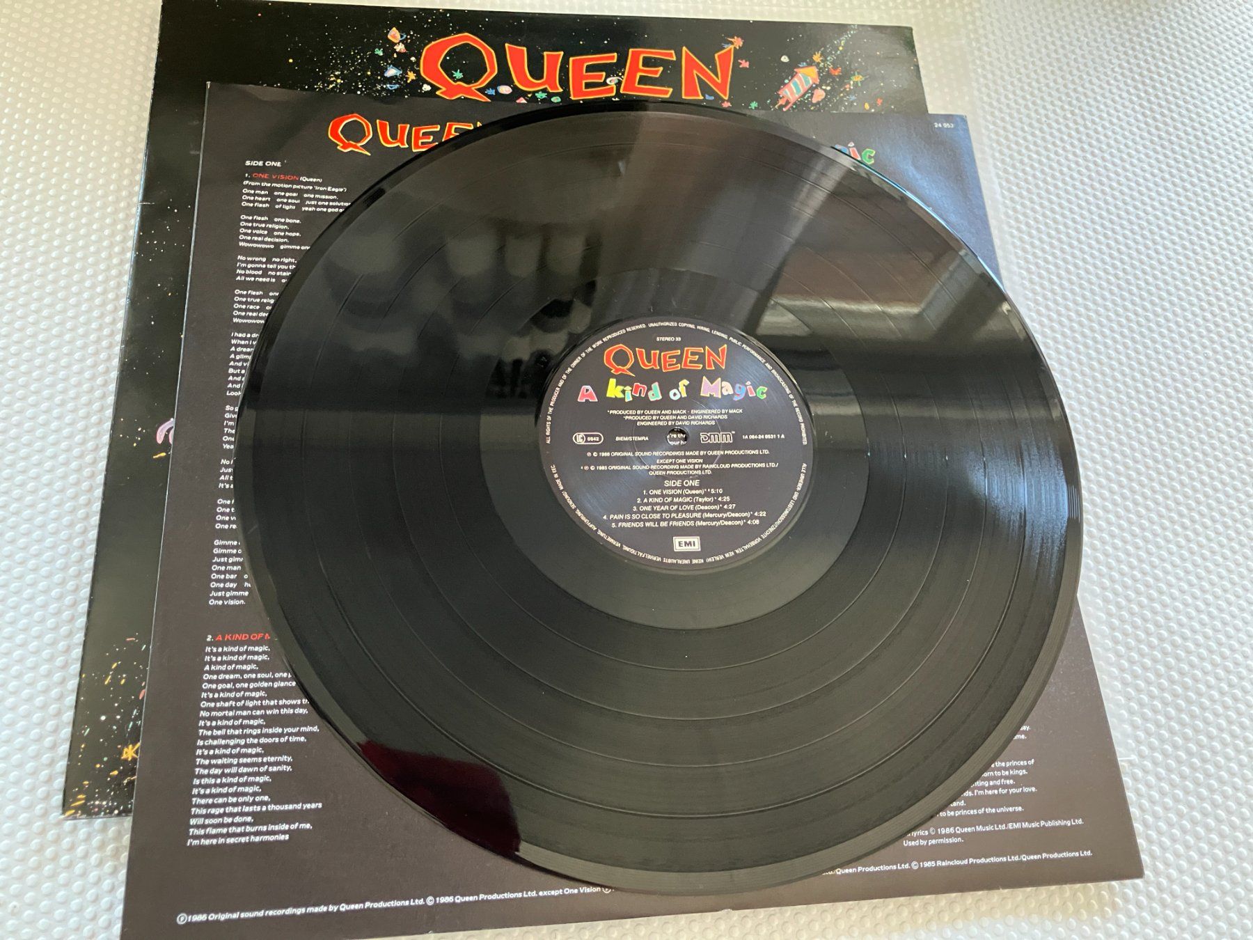 Schallplatten: Queen – Gebraucht aus Aarwangen von Jukebox3 6