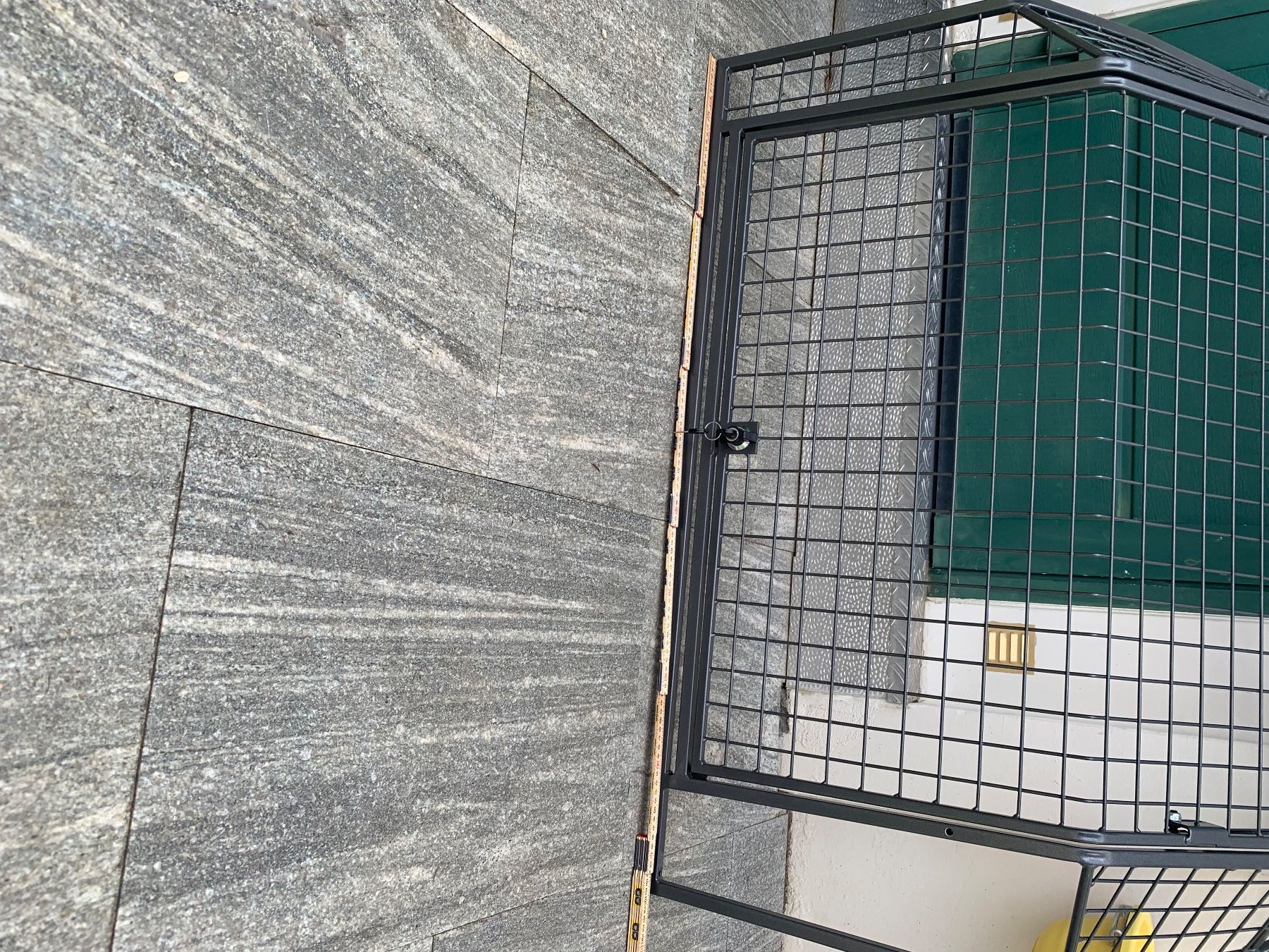 Gabbie, trasporto & Sicurezza: Hunde-Heckgitter – Usato da Olten venduto da Kleeblatt99 5