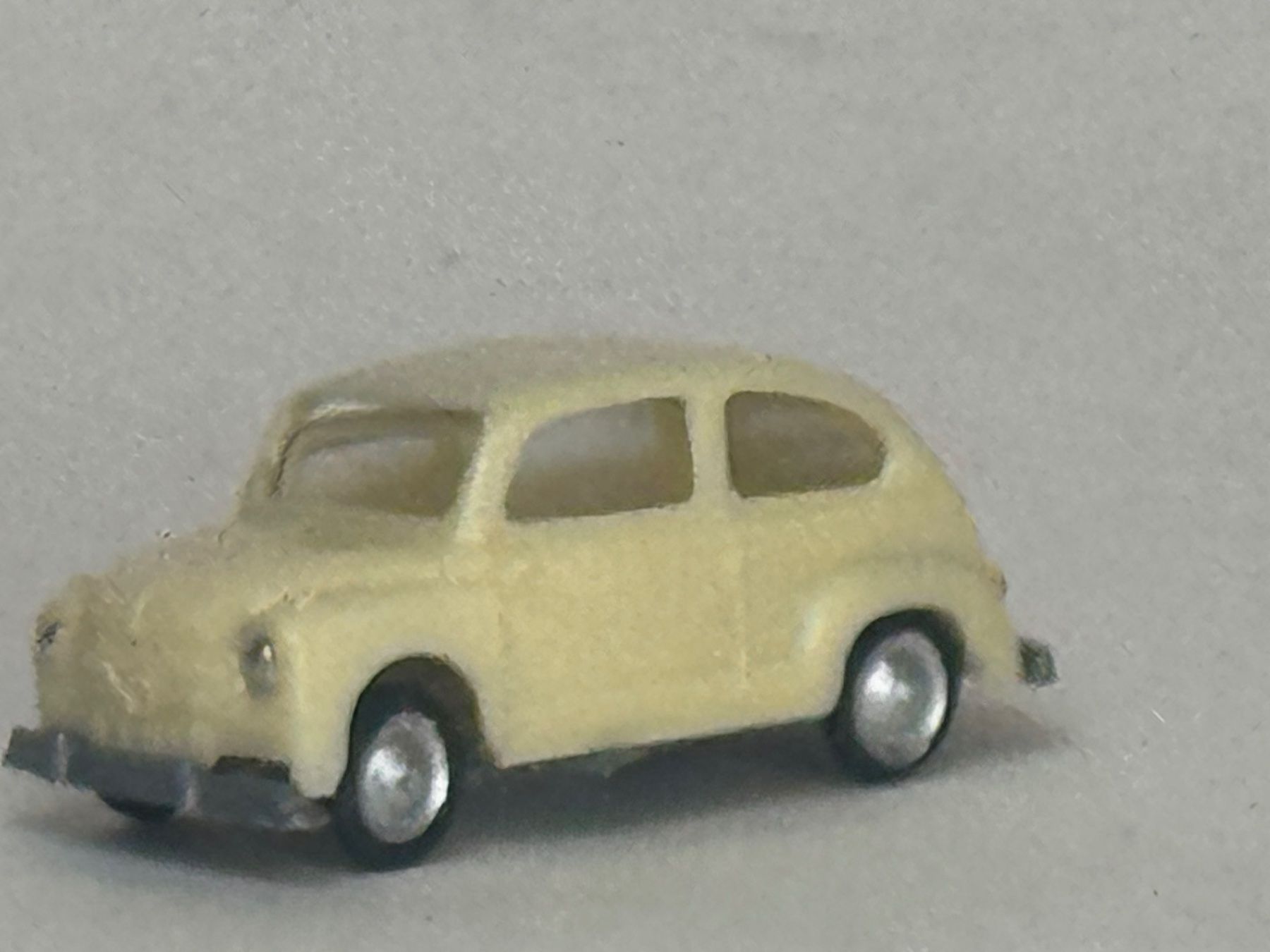 Eko Modellini d'auto: GB- EKO Seat 600 cremeweiss – Usato da Elm venduto da Wikmtz