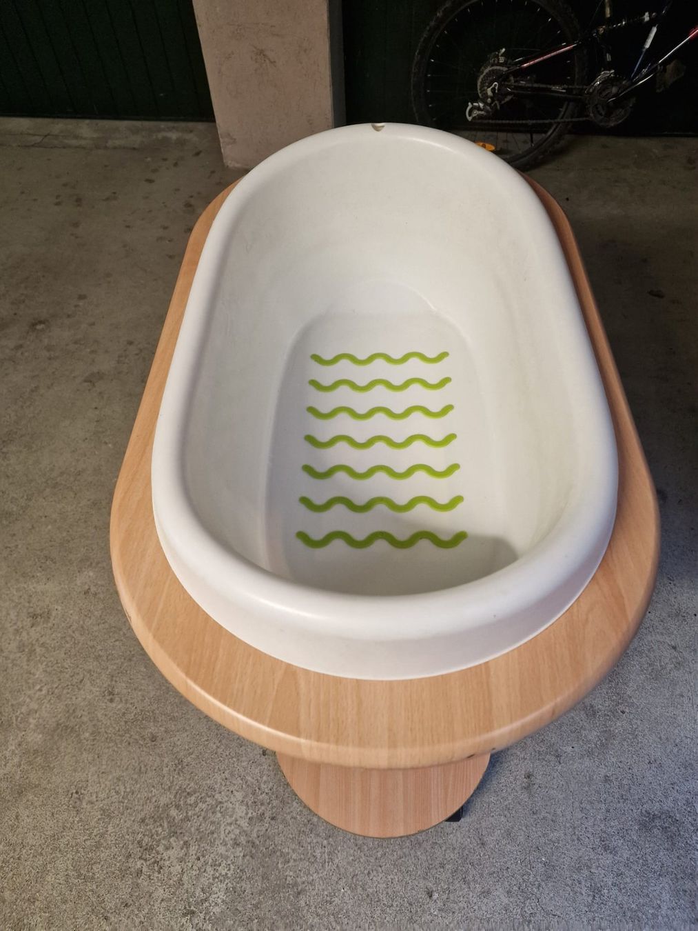 Vasche da bagno: Baby Badewanne mit Möbel – Usato da Sirnach venduto da fab_t5m7 1