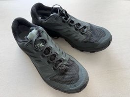Salomon Trailrunningschuhe Grösse 41 1/3 neu