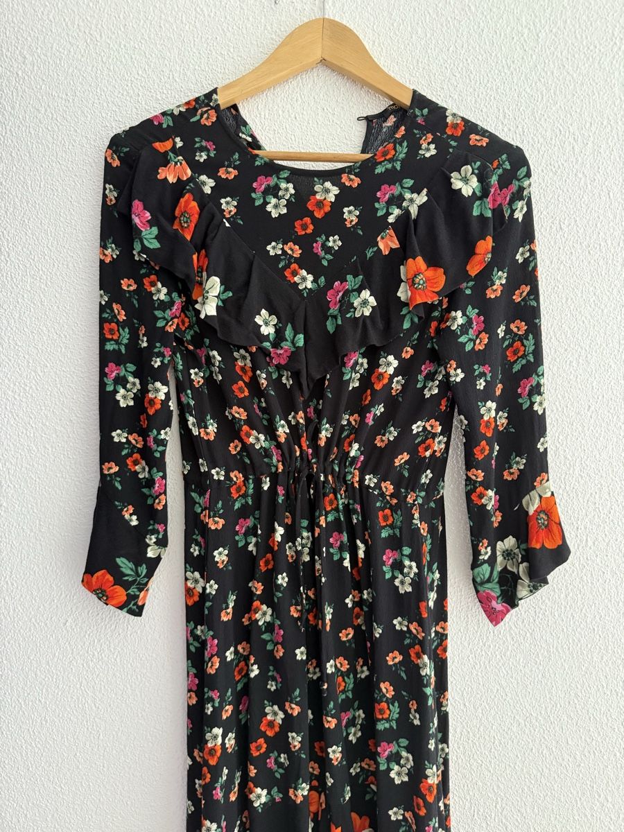 Maje Vestiti: MAJE Kleid – Usato da Egg b. Zürich venduto da sanaxenia
