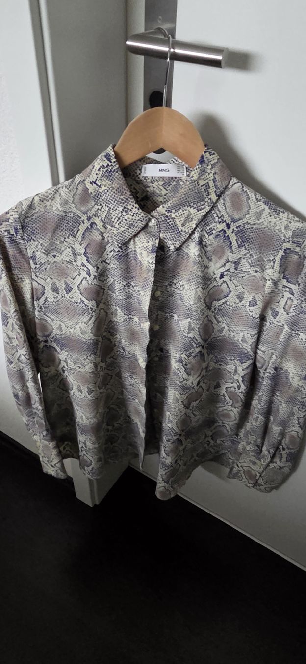 Blusen: Chemise – Gebraucht aus Granges-Paccot von jokko