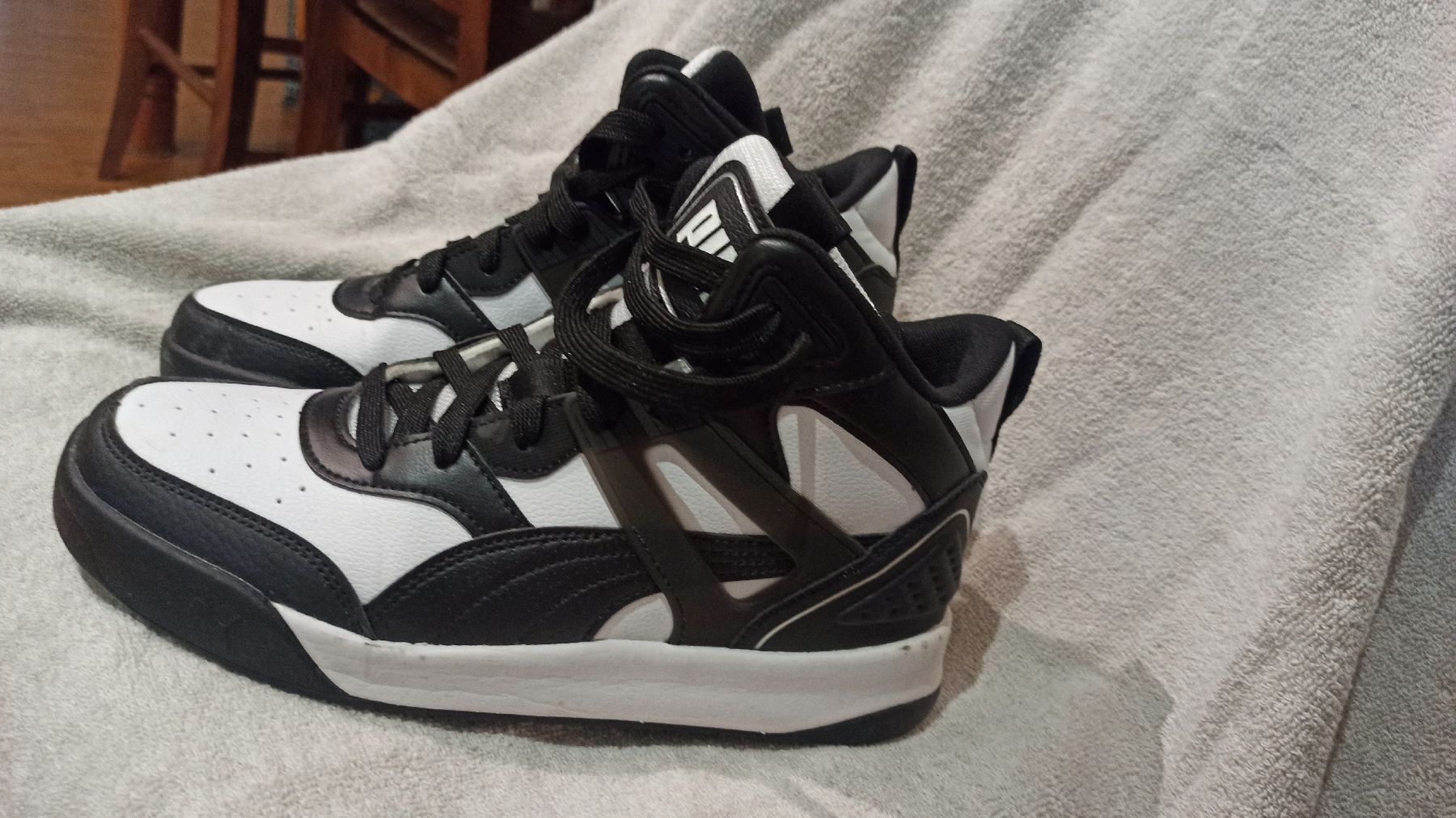 Puma Scarpe per ragazzi: Orginal Puma Sneaker – Nuovo (secondo la descrizione) da Zürich venduto da mikosi