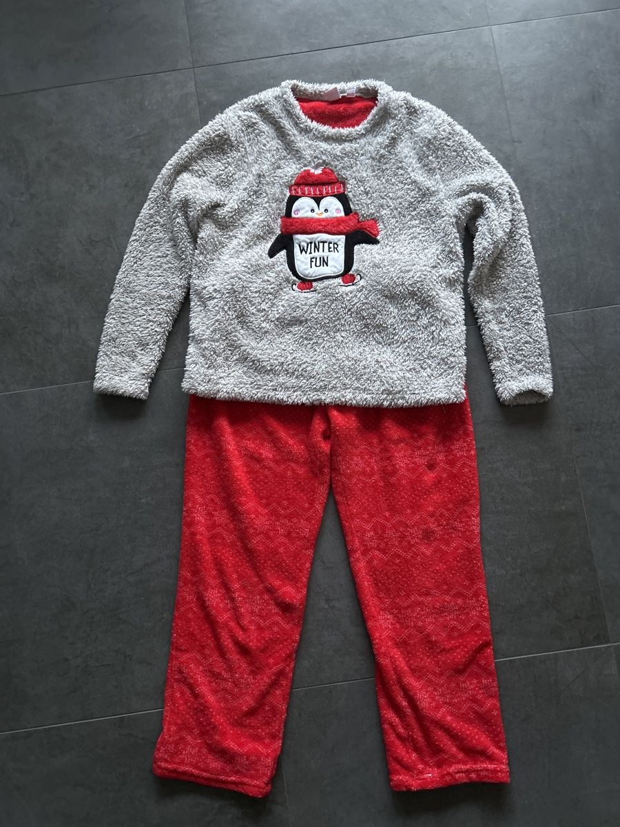 Pyjamas & Ähnliches: Ensemble tout doux M pingouin patine – Gebraucht aus Yens von Chriis 1