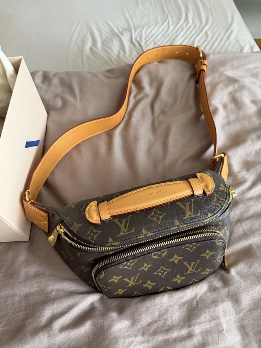 Louis Vuitton Altro in  Abbigliamento & Accessori: Sac banane Louis Vuitton monogramme toile marron – Nuovo e nell'imballaggio originale da Morges venduto da ken_pdc2