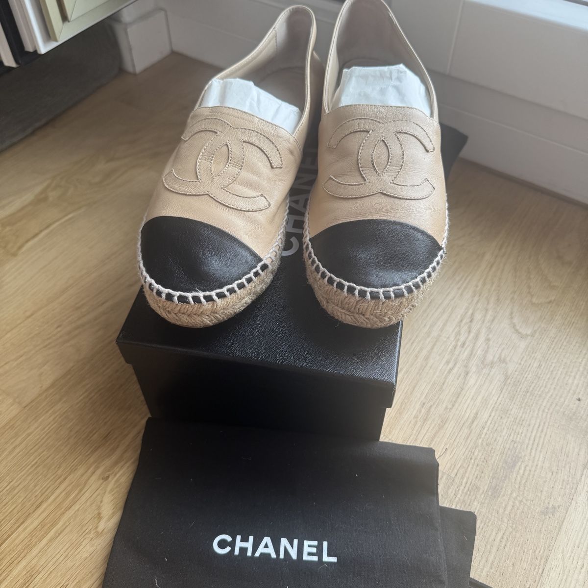 Chanel Scarpe da donna: Chanel espadrilles flats size 38 – Usato da Fribourg venduto da ksu_65bh