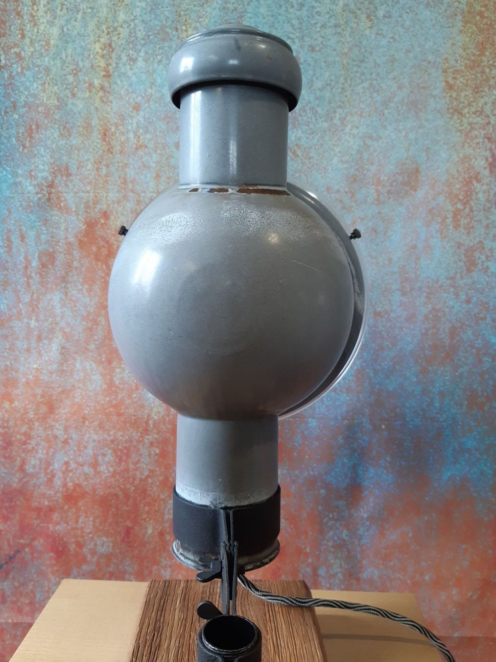 Lampade: Alter Emaille Scheinwerfer – Usato da Winterthur venduto da lampenretter 4