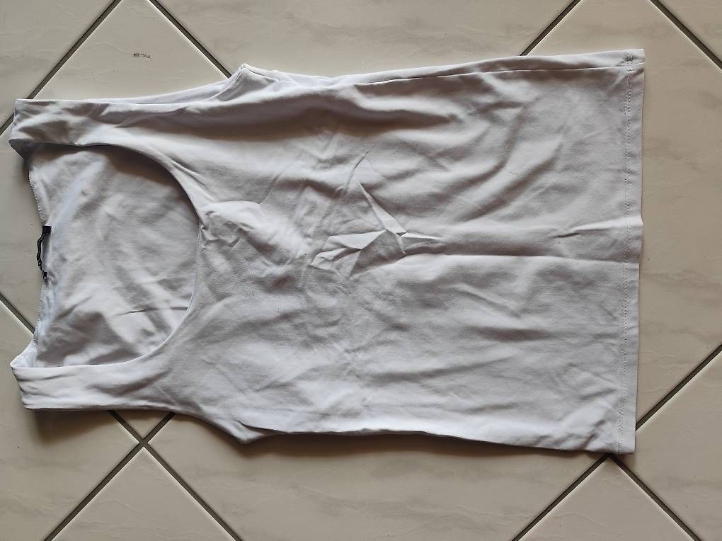 Top: Verschiedene Tops – Usato da Thörigen venduto da imo_5f9y 4
