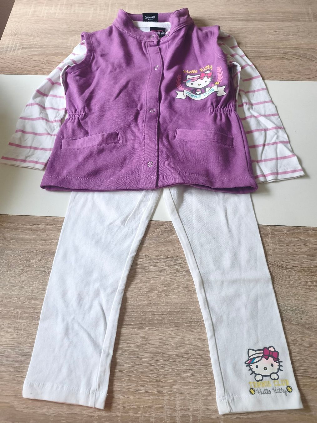Completi: ENSEMBLE 3 PIECES HELLO KITTY – Nuovo (secondo la descrizione) da Mervelier venduto da ZORHA