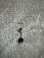 Bauchnabelpiercing mit blauen Steinen Sommer-Schmuck 